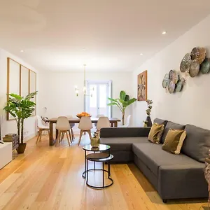 Sao Bento Palace Three-bedroom W/ Parking - By Lu Holidays Lisbon